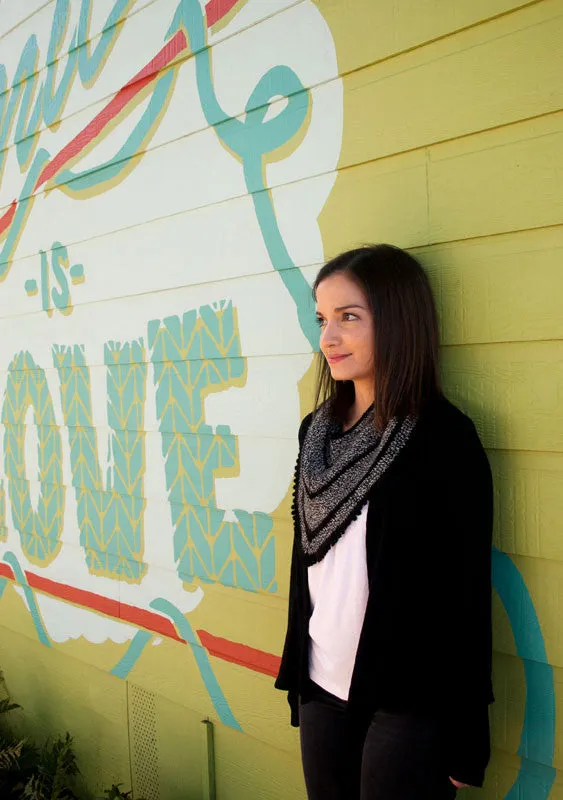 La Arana crochet cowl pattern