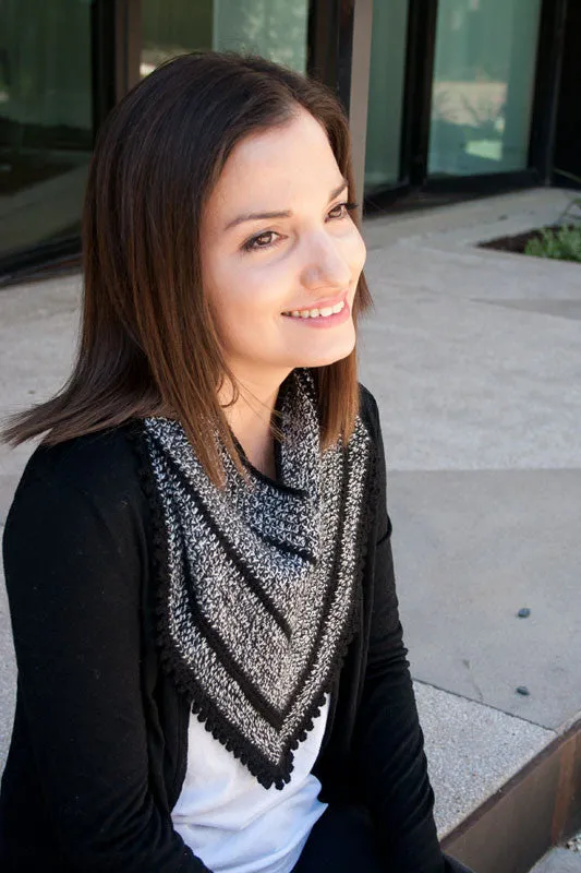 La Arana crochet cowl pattern