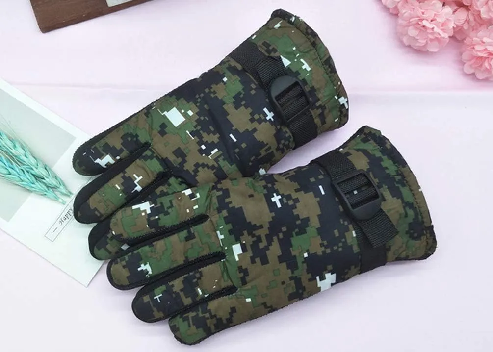 Maorrew Kids Cold Weather Waterproof Camo Print Winter Gloves Outdoor Warm Ski Gloves Mittens
