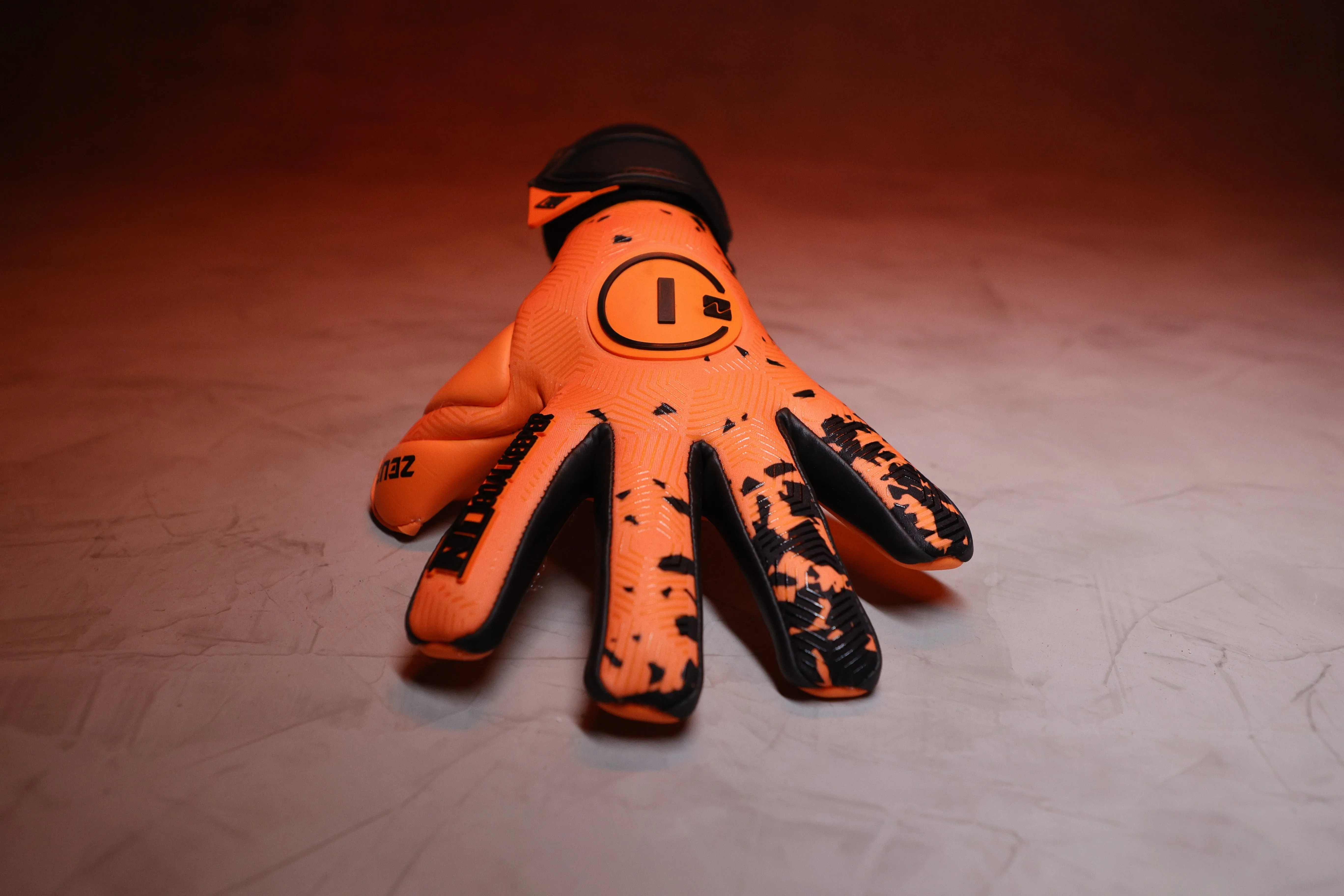 Zeus Orange II UGT 